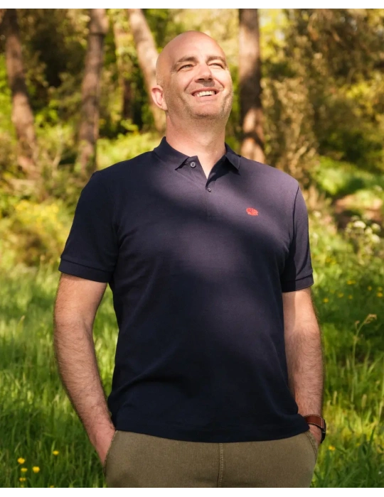 Polo brodé en coton biologique – DARÜ Local Clothing | Mode éthique vendéenne