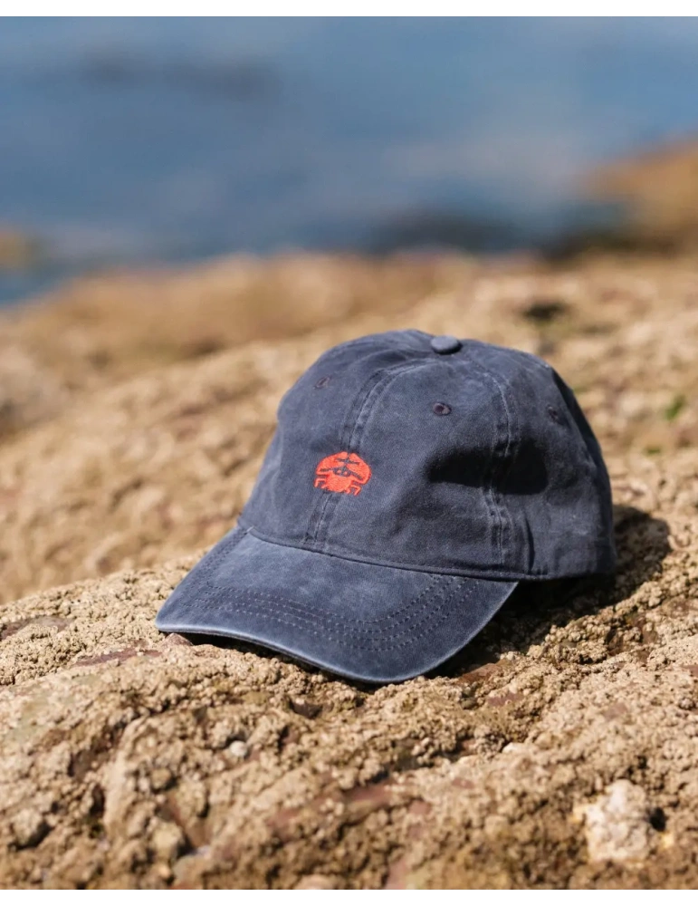 Casquette délavée unisexe – Broderie crabe DARÜ en Vendée