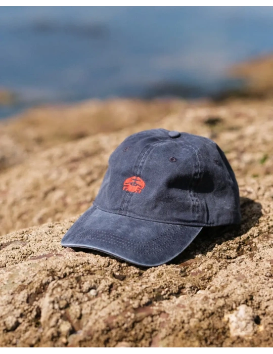 Casquette délavée unisexe – Broderie crabe DARÜ en Vendée