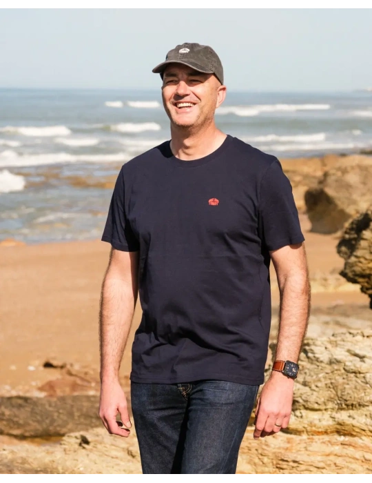 Tee-shirt brodé unisexe DARÜ – Coton bio – Crabe côté cœur