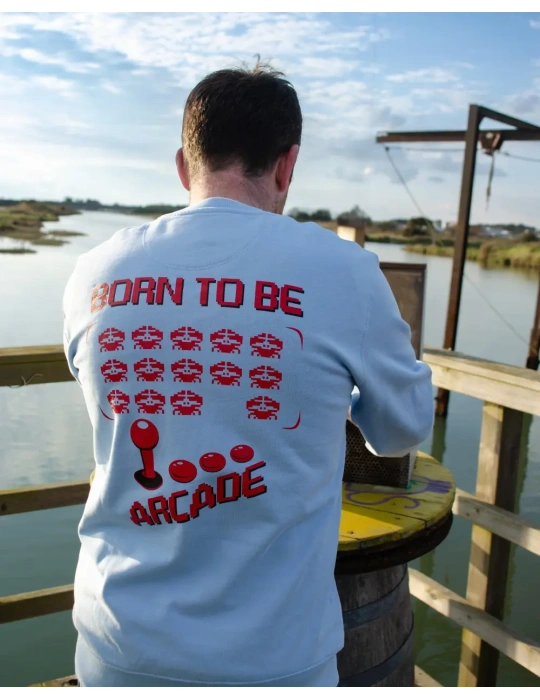 Sweat Born to Be Arcade – Coton Bio – Sérigraphie Française – Rétrogaming | DARÜ