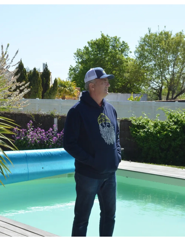 Sweat à capuche unisexe Narcisse Pelletier – Coton bio DARÜ