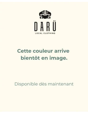 Polo bleu marine brodé rouge devant 2