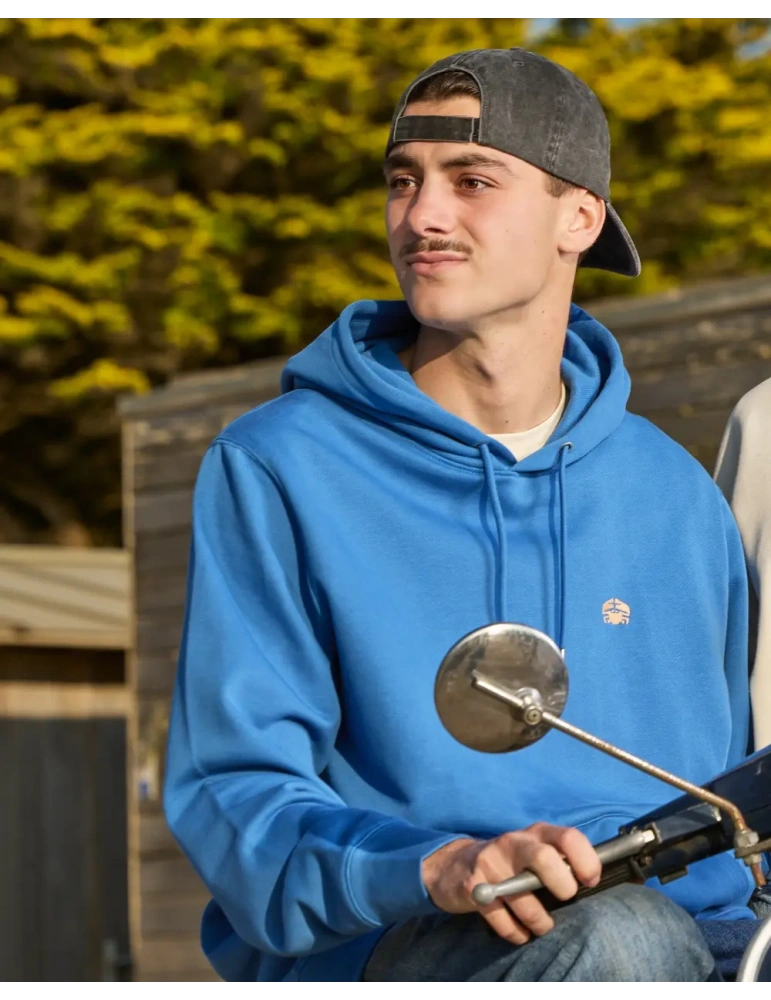 Sweat à capuche brodé en coton bio – DARÜ Local Clothing | Mode éthique vendéenne