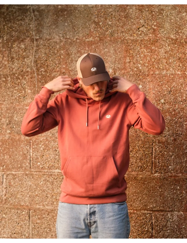 Sweat à capuche brodé en coton bio – DARÜ Local Clothing | Mode éthique vendéenne