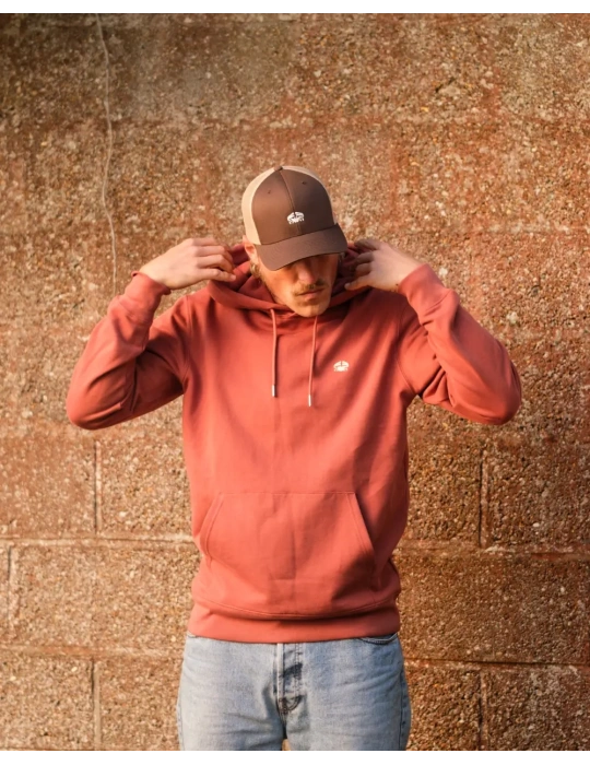 Sweat à capuche brodé en coton bio – DARÜ Local Clothing | Mode éthique vendéenne