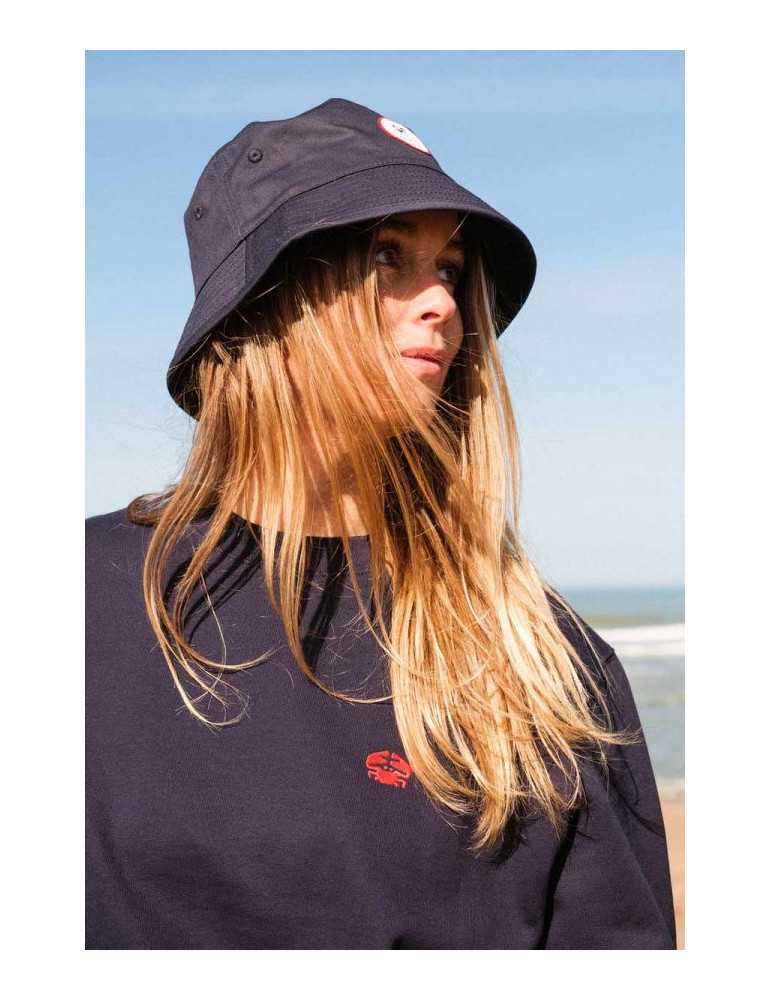 Sweat col rond bleu – look côtier, broderie minimaliste