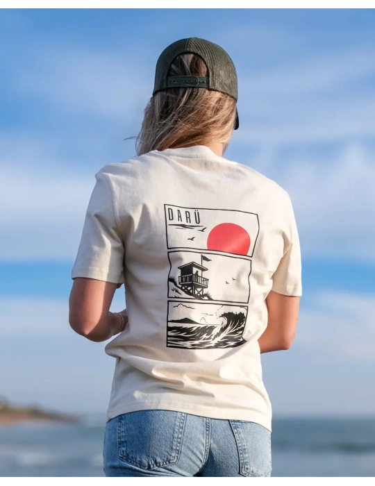 face a l'ocean avec le tee trio du littoral daru