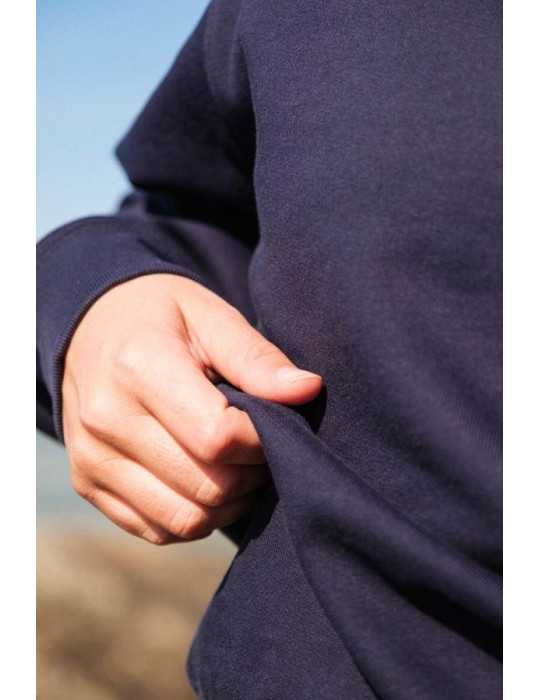 Sweat col rond bleu – look côtier, broderie minimaliste