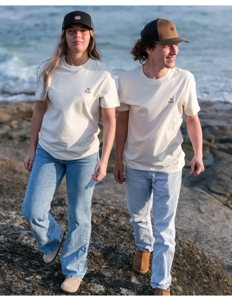 remonter de rocher sur le spot de la sauzaie daru