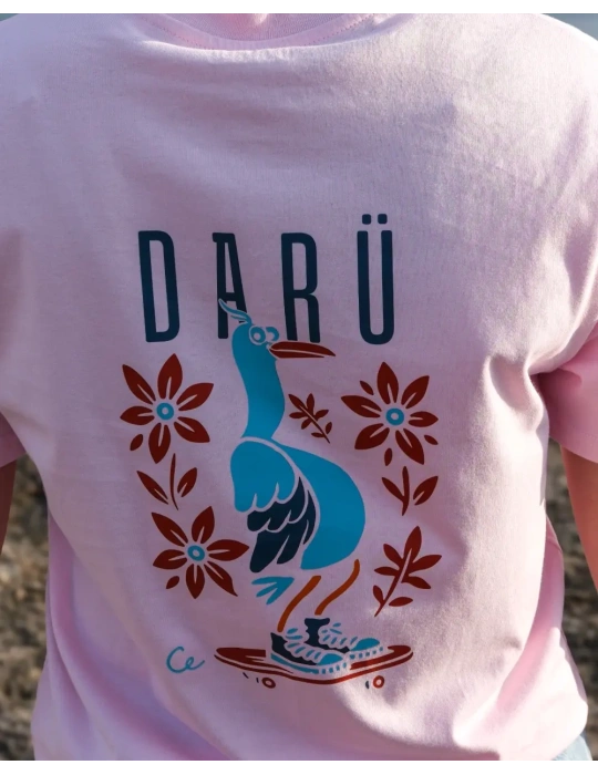 Détail tee shirt mouette à roulette couleur coton pink DARÜ