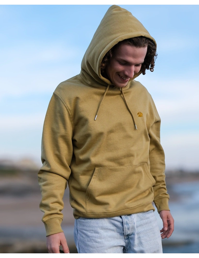 Sweat à capuche brodé en coton bio – DARÜ Local Clothing | Mode éthique vendéenne