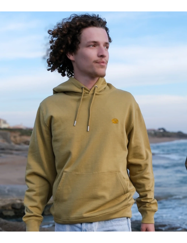 Sweat à capuche brodé en coton bio – DARÜ Local Clothing | Mode éthique vendéenne