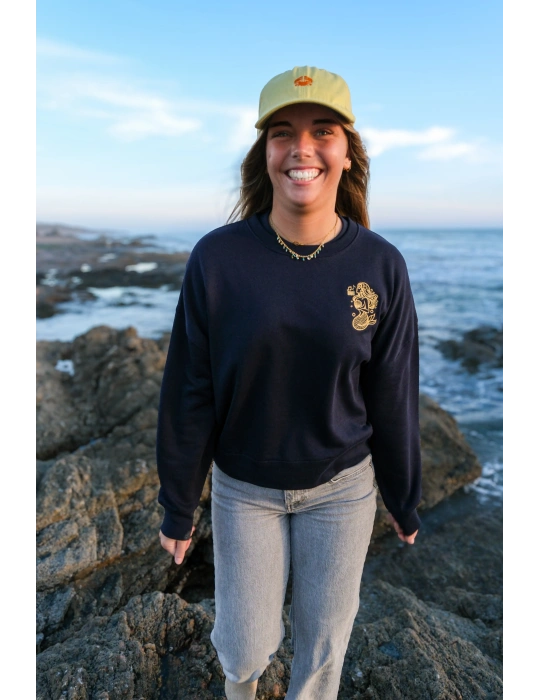Large sourire avec le sweat sirene  daru bleu marine