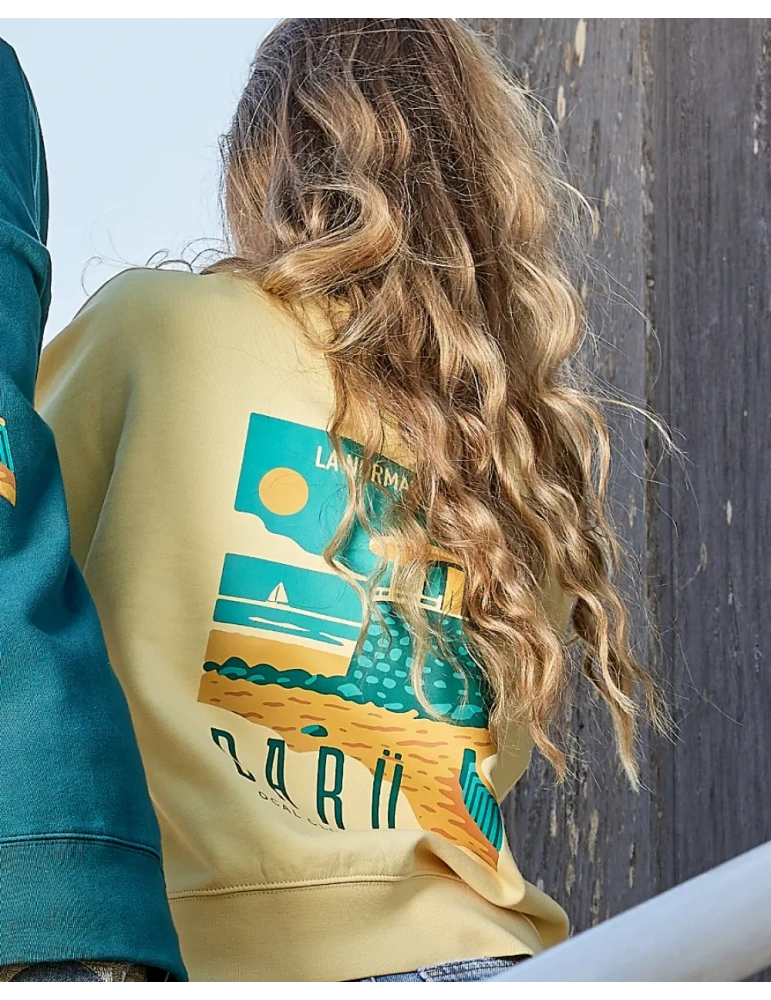 sweat daru femme la normandelère en gros plan