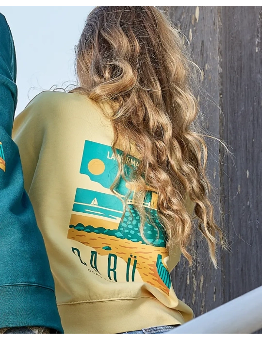 sweat daru femme la normandelère en gros plan