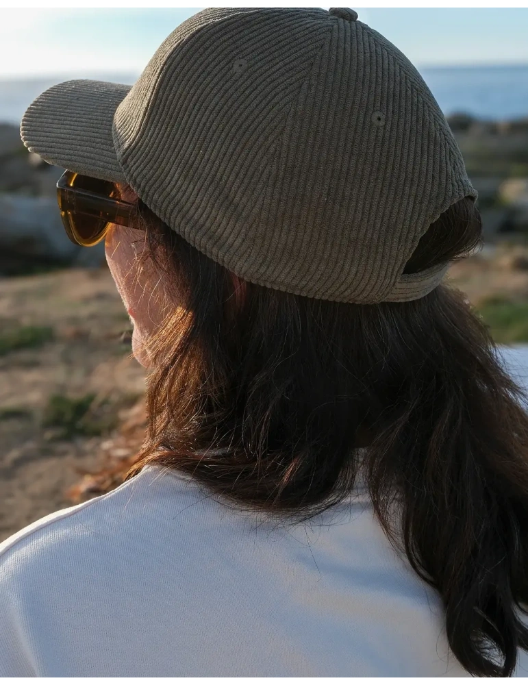 Casquette velours crabe brodé en Vendée | DARÜ