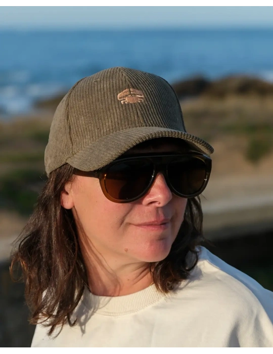 Casquette velours crabe brodé en Vendée | DARÜ