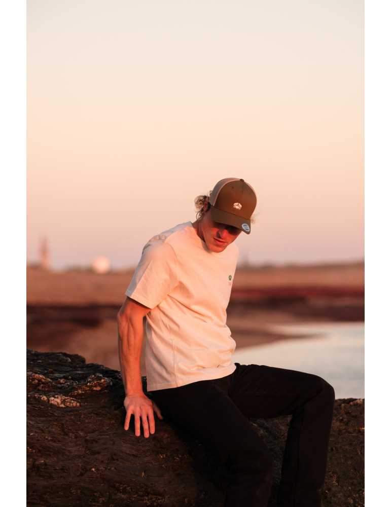 pose sur le port de saint gilles croix de vie