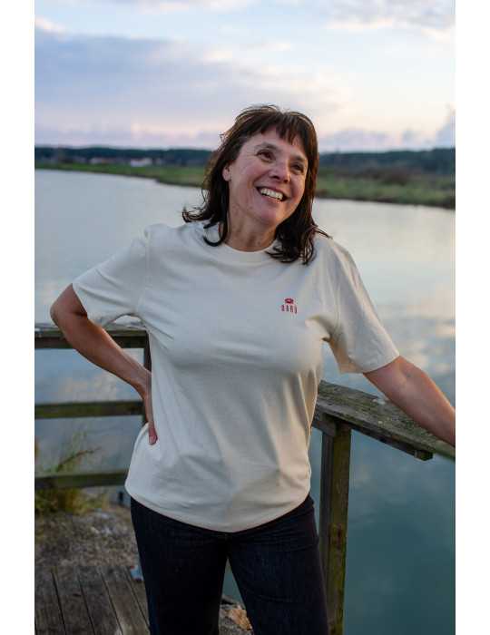 Heureuse de porter fièrement les couleurs de DARU