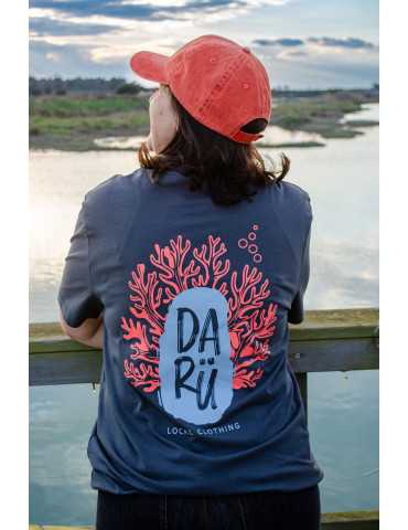 Détail gros plan logo gorgone DARÜ LOCAL CLOTHING 2