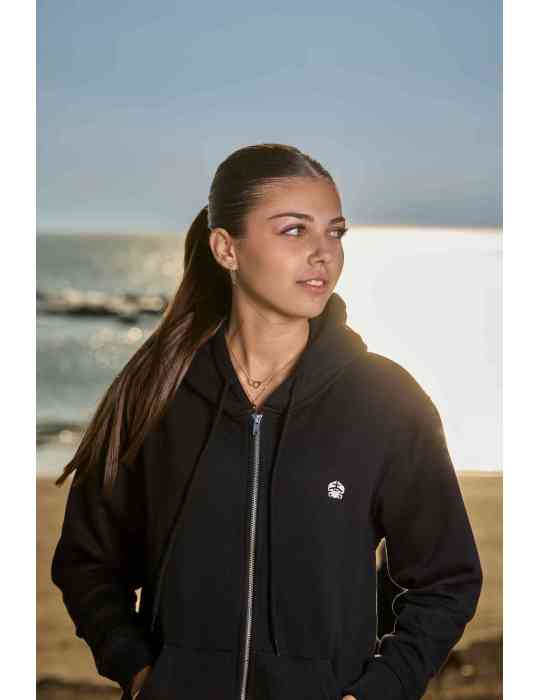 Sweat zippé noir – coupe unisexe, broderie cœur