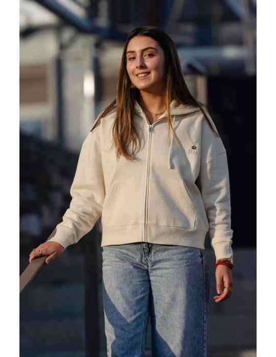 Détail capuche et zip – sweat femme DARÜ